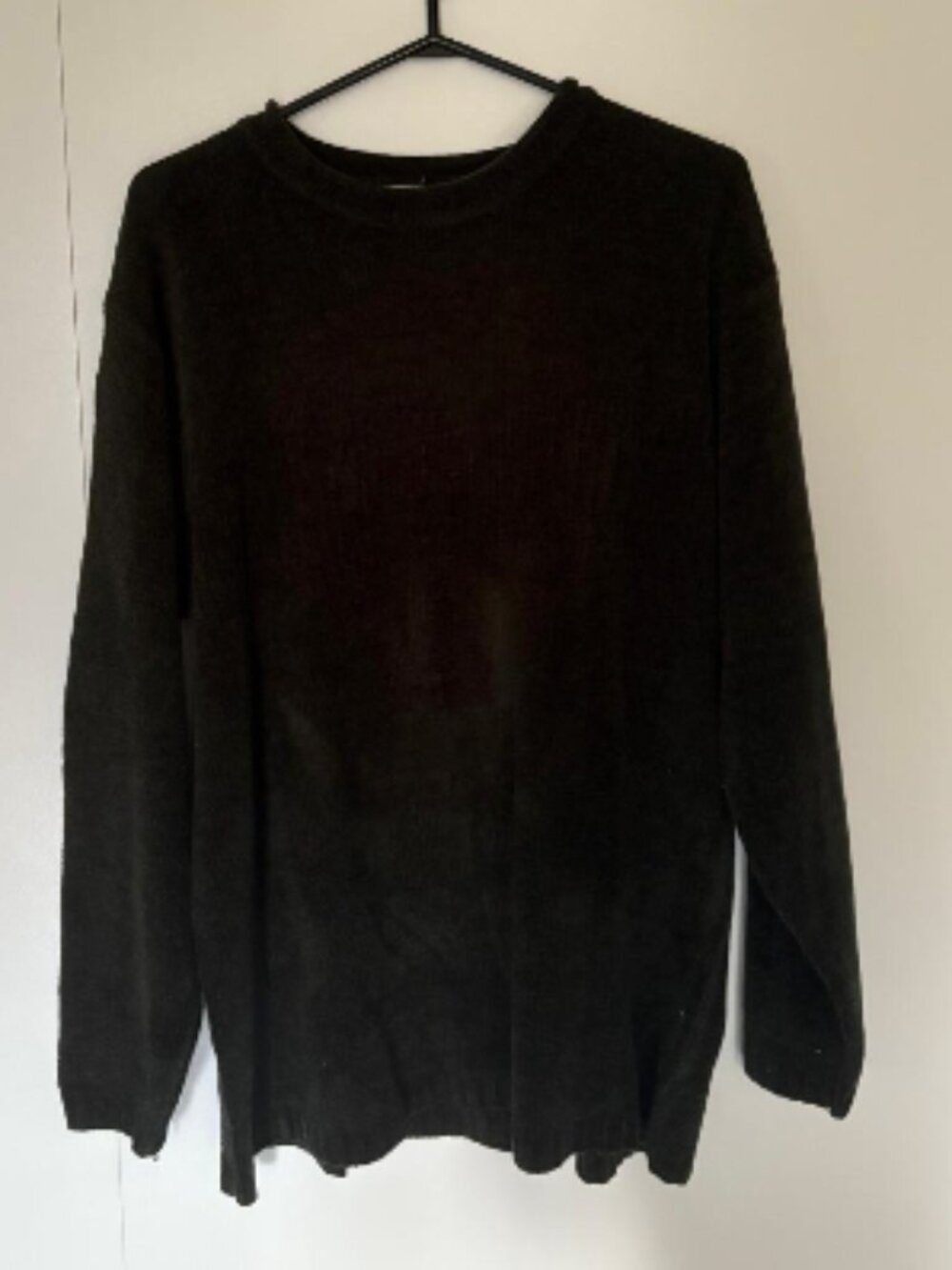 Men’s Classic Dark Grey Crewneck Sweater from Agenda